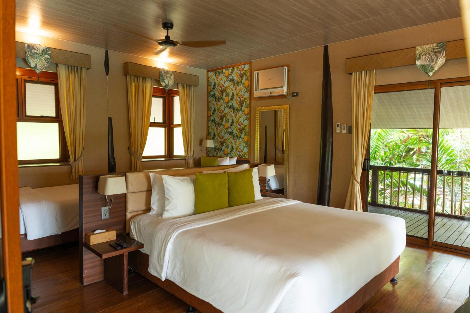Club Serena Resort Moalboal Bagian luar foto