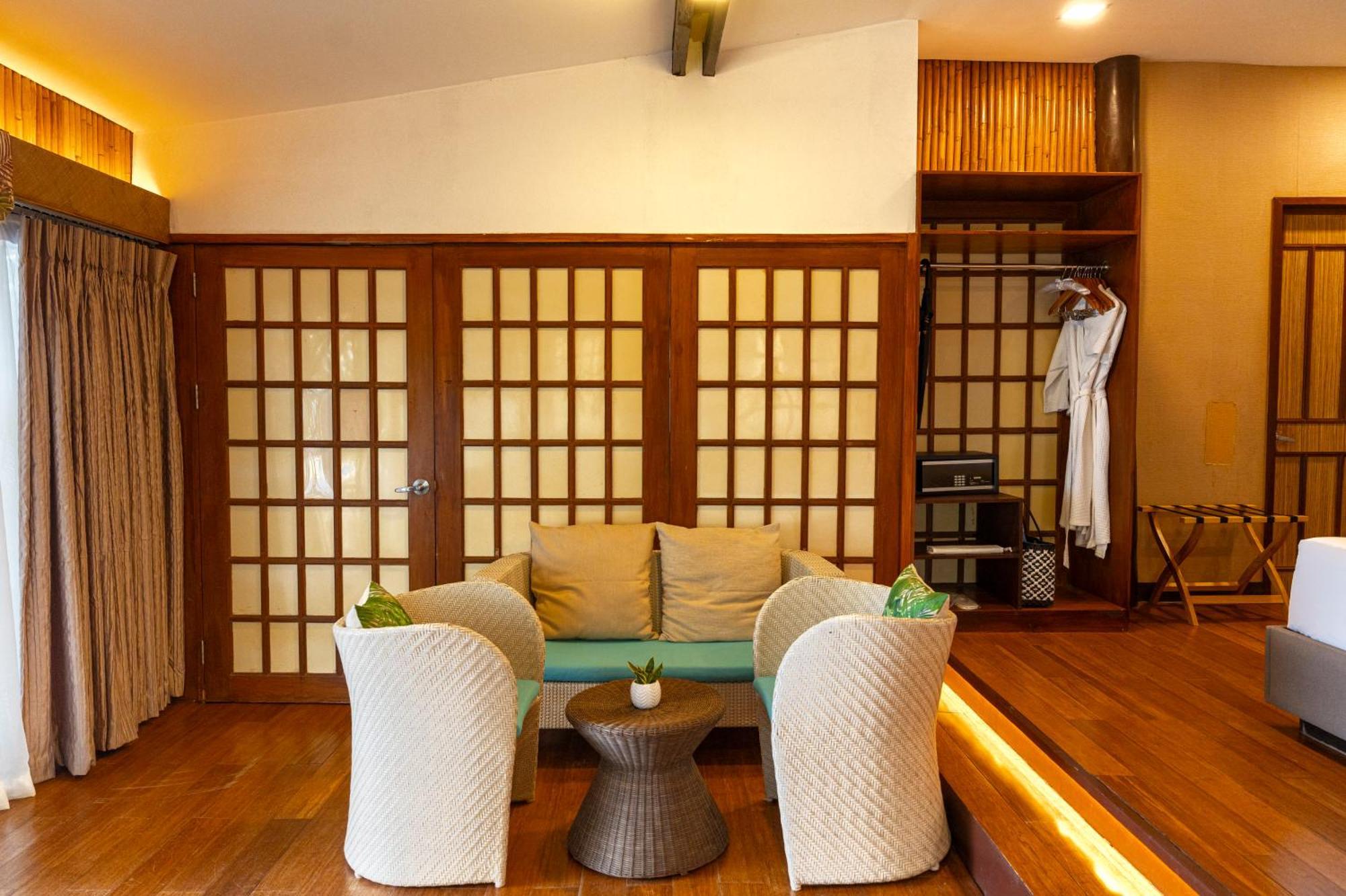 Club Serena Resort Moalboal Bagian luar foto